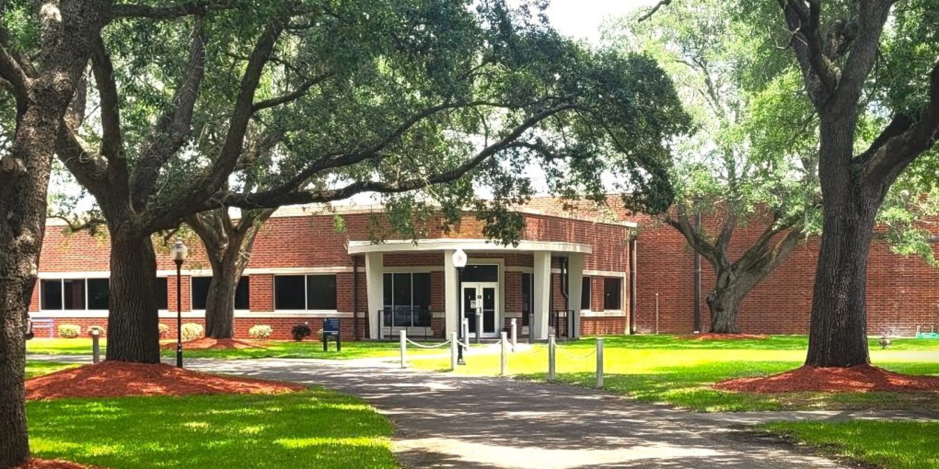 Albany International Main Image