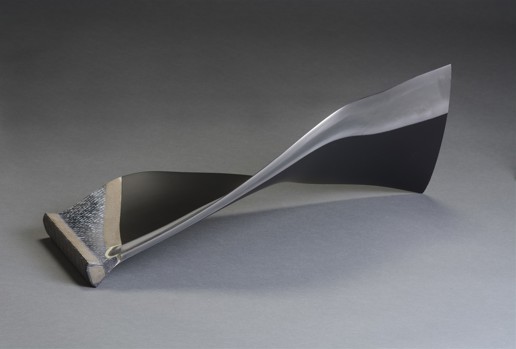 Composite fan blade with a tapered design.
